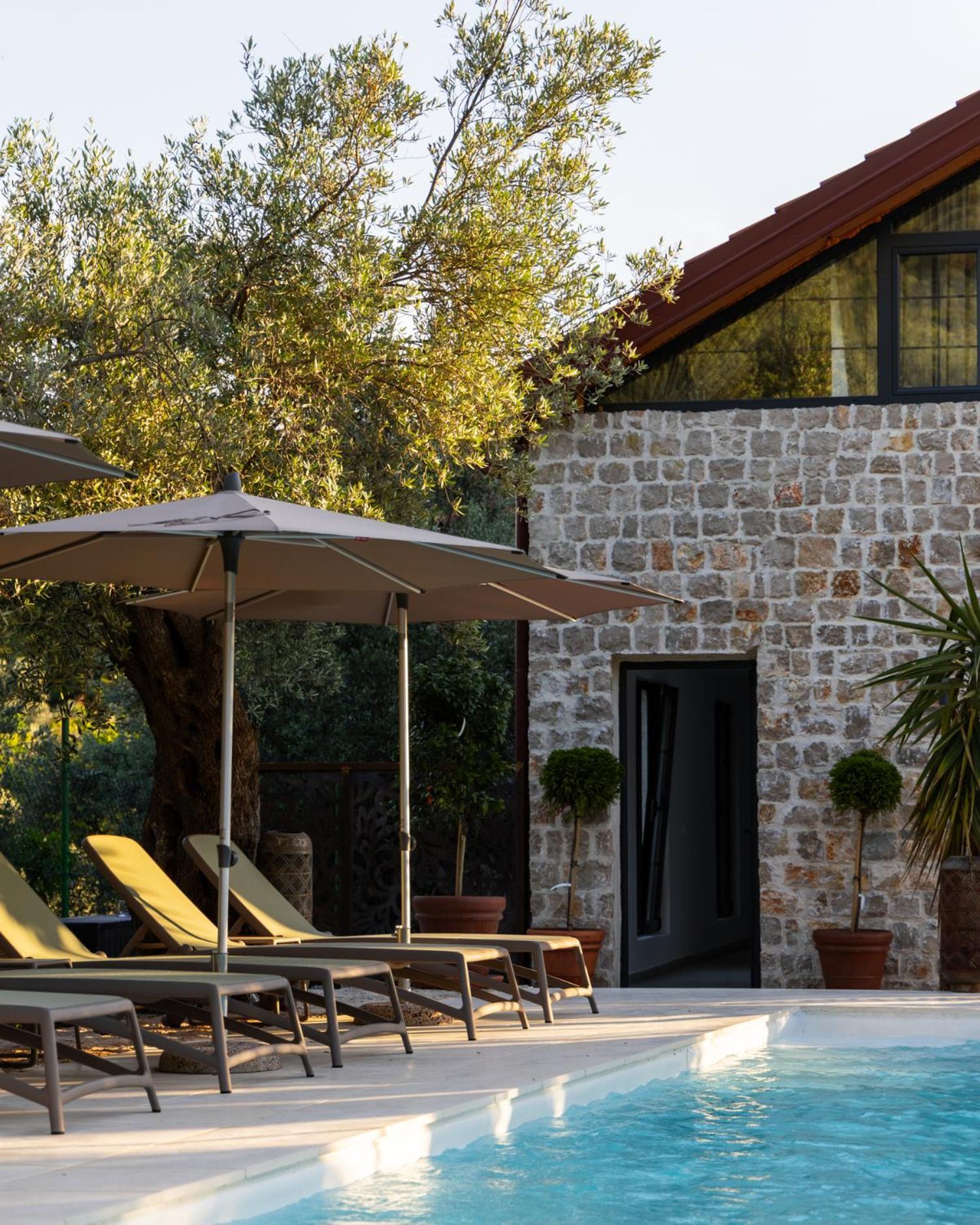 Mashtra - The Olive House Hotel Ulcinj Bagian luar foto